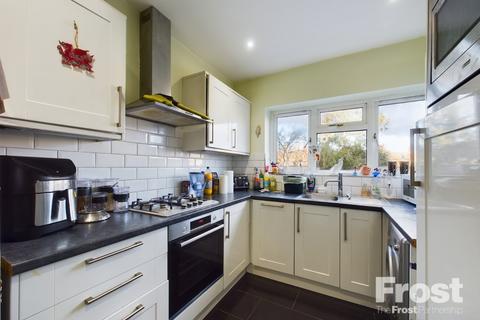 2 bedroom apartment for sale, Cambria Gardens, Stanwell, Middlesex, TW19