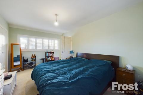 2 bedroom apartment for sale, Cambria Gardens, Stanwell, Middlesex, TW19