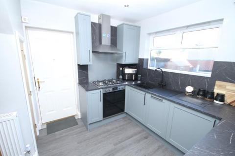 3 bedroom semi-detached house for sale, Stonegate Road, Thorpe Edge, Bradford