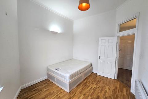 1 bedroom flat to rent, Stoke Newington Road, London N16