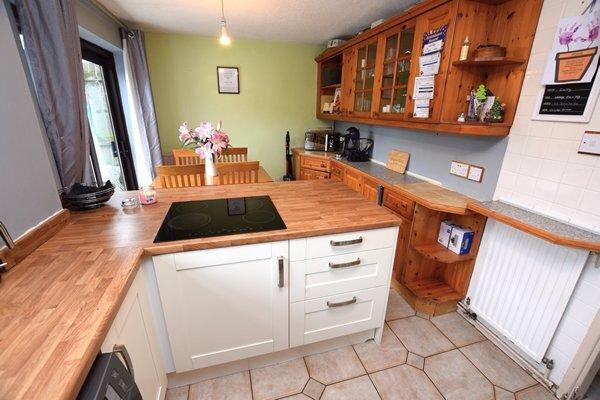 Open plan kitchen/diner