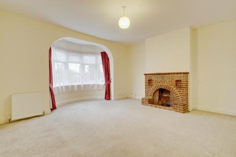 2 bedroom semi-detached house for sale, High Road, Benfleet, SS7