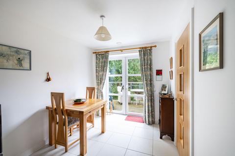 2 bedroom retirement property for sale, Westhall Road, Langton House, CR6