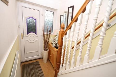 3 bedroom semi-detached house for sale, Leaventhorpe Lane, Thornton, Bradford