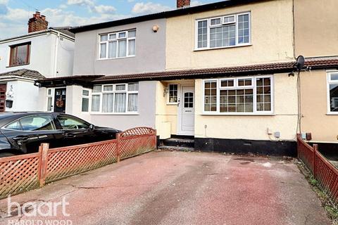 3 bedroom terraced house for sale, Harold Court Road, Romford