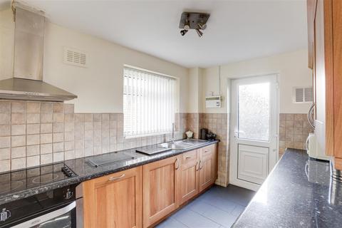 3 bedroom semi-detached house for sale, Eisele Close, Hempshill Vale NG6