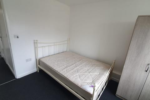 1 bedroom ground floor flat to rent, Mynachdy Road, Cardiff CF14