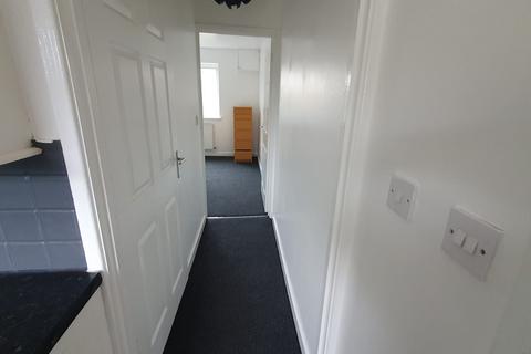 1 bedroom ground floor flat to rent, Mynachdy Road, Cardiff CF14