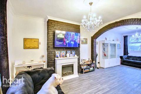 3 bedroom detached house for sale, Sidney Road, Rochester