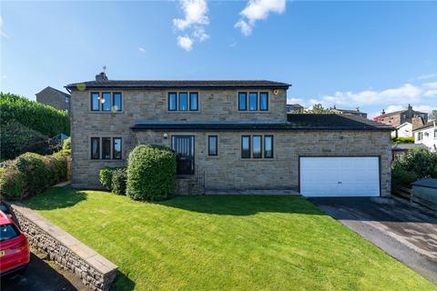 4 bedroom detached house for sale, The Oaks, Wilsden, Bradford, West Yorkshire, BD15