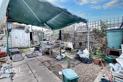 3 bedroom terraced house for sale, Mansell Road, Greenford