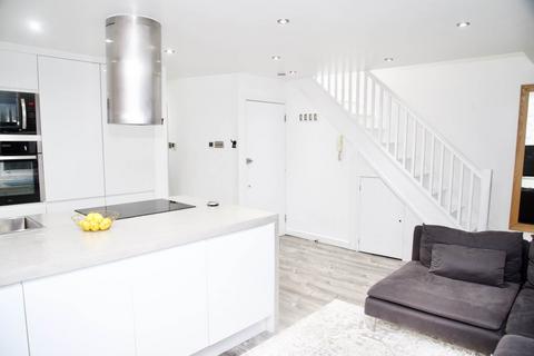 2 bedroom apartment for sale, Charlton Church Lane, Charlton, SE7 7AA