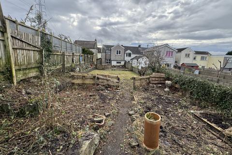 3 bedroom end of terrace house for sale, High Street, Kenfig Hill CF33