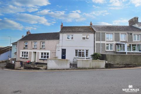 2 bedroom terraced house for sale, Main Street, Llangwm