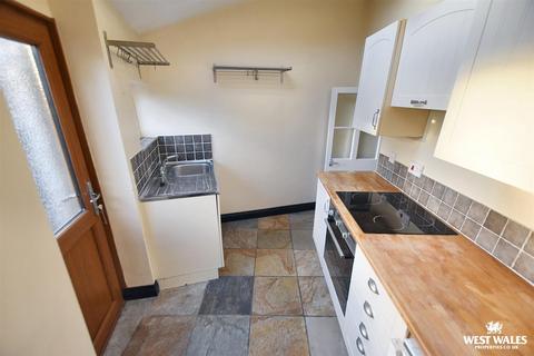 2 bedroom terraced house for sale, Main Street, Llangwm