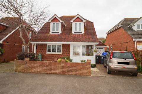 4 bedroom detached house for sale, Selsmore Avenue, Hayling Island