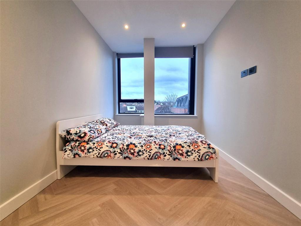 Apartment in Orpington - View 3