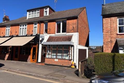 undefined, Aldenham Road, Radlett