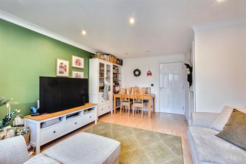 House for sale, Woodward Avenue, Chilwell, Nottingham