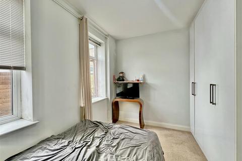 1 bedroom apartment to rent, Cross Lances Road, Hounslow TW3
