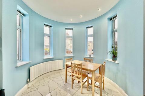 1 bedroom apartment to rent, Cross Lances Road, Hounslow TW3