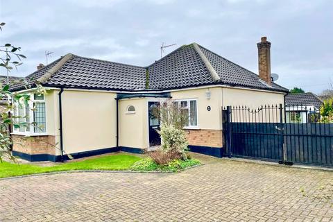 3 bedroom bungalow for sale, Hart Road, Thundersley, Essex, SS7