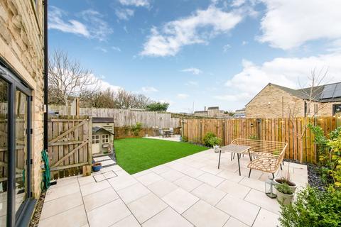 4 bedroom semi-detached house for sale, Moorland View, Meltham, HD9