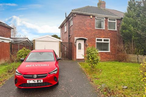 3 bedroom semi-detached house to rent, Stewarts Road, Halesowen, B62