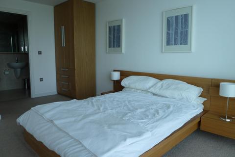 2 bedroom flat to rent, East Street, Leeds, West Yorkshire, UK, LS9