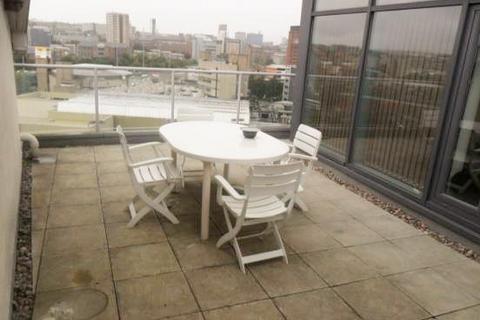 2 bedroom flat to rent, Gotts Road, Leeds, West Yorkshire, LS12