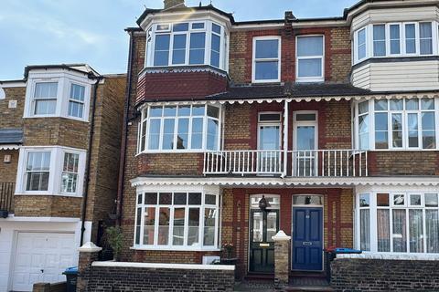 6 bedroom semi-detached house for sale, Albert Road, Ramsgate, CT11