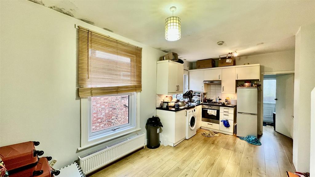 Open Plan Kitchen/ Reception Room