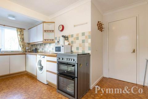 3 bedroom semi-detached bungalow for sale, Booty Road, Norwich NR7