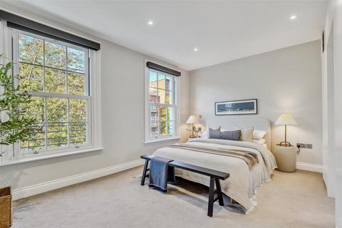38 Rawlings Street, London, SW3 2LS