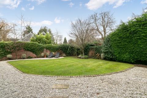 4 bedroom detached house for sale, Broad Lane, Hale, WA15