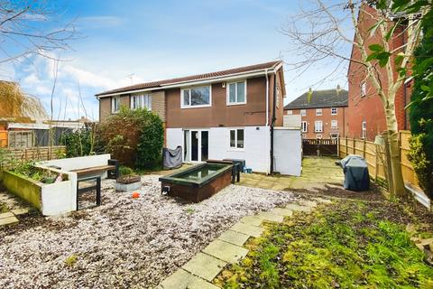 3 bedroom semi-detached house for sale, Montgomery Road, Earl Shilton, LE9