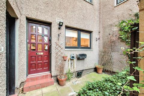 2 bedroom flat for sale, 9 Cromwell Court, Dunbar, EH42 1HN