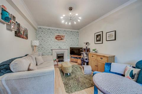 2 bedroom coach house for sale, Sussex Road, Southport PR9