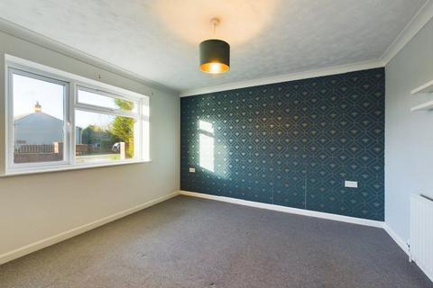 3 bedroom bungalow to rent, Old Fen Lane, Scrub Hill, Lincoln