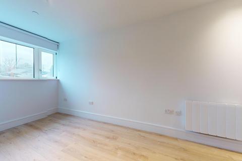 2 bedroom ground floor flat to rent, Beverley Way