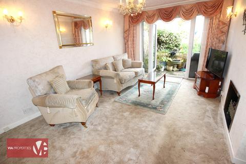 2 bedroom bungalow for sale, Western Road, Waltham Abbey EN9