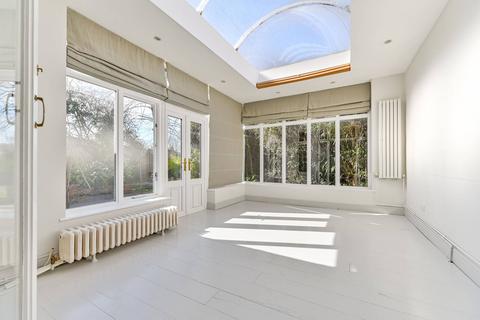 2 bedroom flat to rent, Strawberry Hill Road, Strawberry Hill, Twickenham, TW1