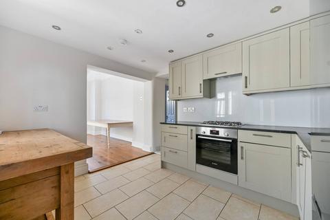 2 bedroom flat to rent, Strawberry Hill Road, Strawberry Hill, Twickenham, TW1