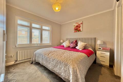 3 bedroom detached bungalow for sale, Fleet End Road, Warsash