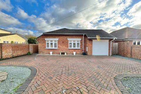 3 bedroom detached bungalow for sale, Fleet End Road, Warsash