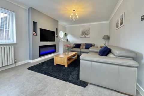 19 Fleet End Road, Warsash, Southampton, SO31 9JH