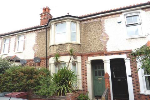 3 bedroom terraced house to rent, Brisbane Road, Reading, RG30