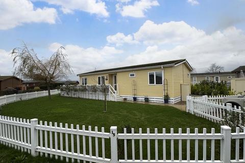 2 bedroom mobile home for sale, Goldhanger Road, Heybridge