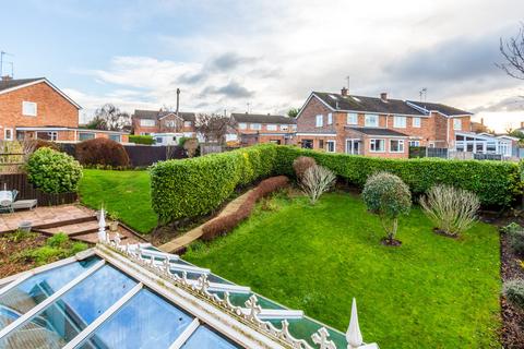 34 Betjeman Close, Higham Ferrers, Rushden, NN10 8NR