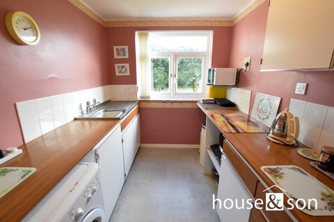 2 bedroom apartment for sale, Elizabeth Court, Grove Road, East Cliff, Bournemouth, BH1